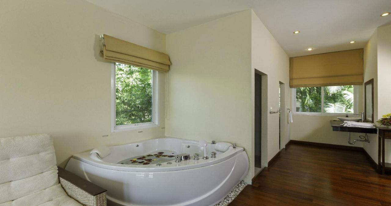 Villa Yoosook Patong Exterior photo